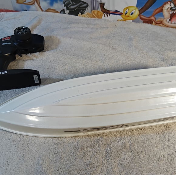 Traxxas Blast RC Speed Race Boat with Controller - Untested, Sold As-Is LTraxx - Picture 13 of 16